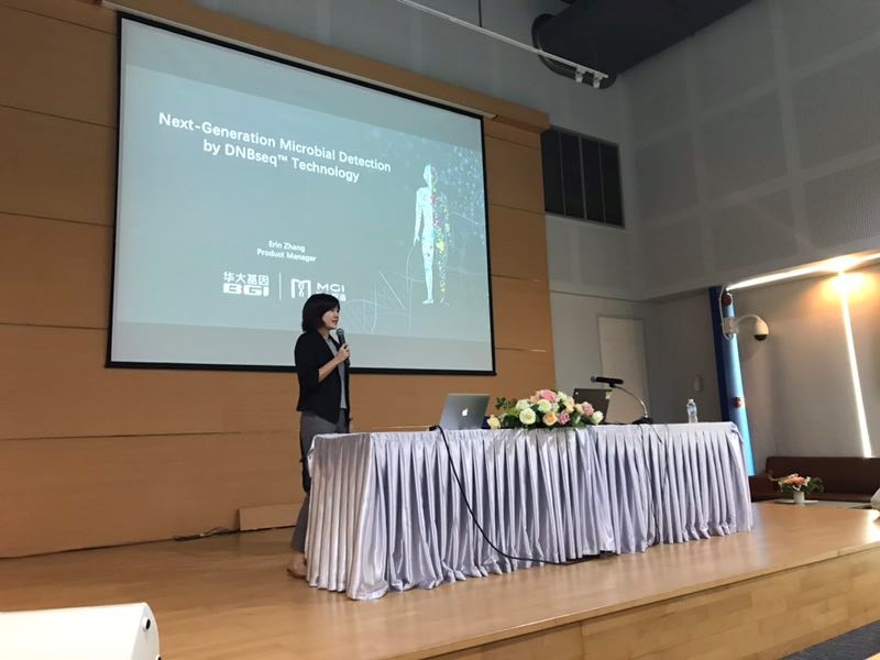 Dr. Erin Zhang speaks at the microbiome workshop at Mahidol university
